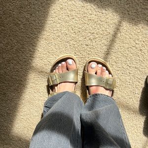 💛 GOLD Birkenstock Arizona Sandals